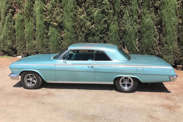 1962 Blue Chevrolet Impala Coupe