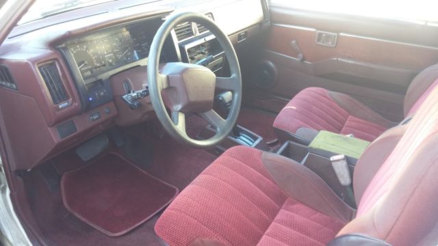 1992 White Nissan Other Pickups Extended Cab Pickup