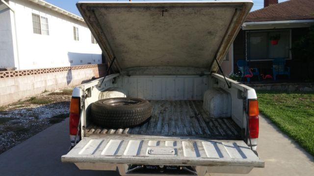 1992 White Nissan Other Pickups Extended Cab Pickup