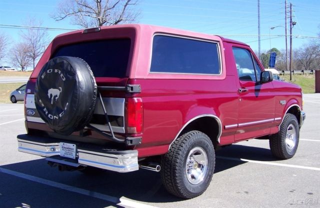 1993 Burgundy Ford Bronco SUV
