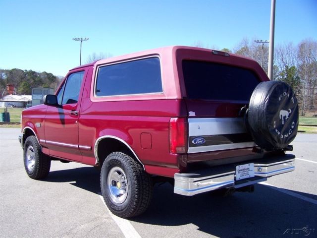 1993 Burgundy Ford Bronco SUV