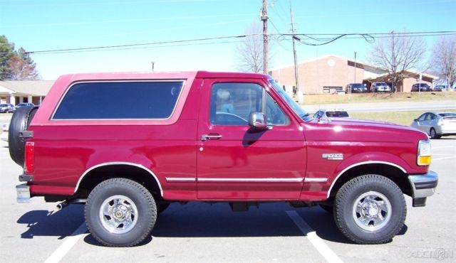 1993 Burgundy Ford Bronco SUV