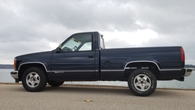 1989 Blue GMC 1500 Series Standard Cab Pickup