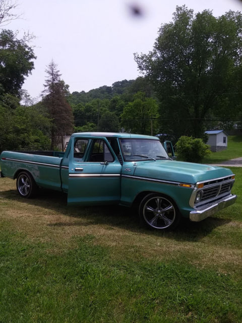 1977 Green/Patina Ford F-150 Extended Crew Cab Pickup