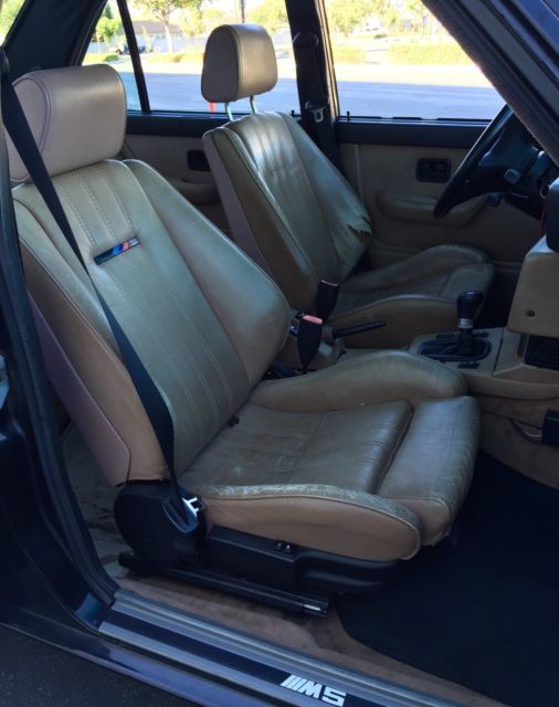 1988 Black BMW M5 Sedan