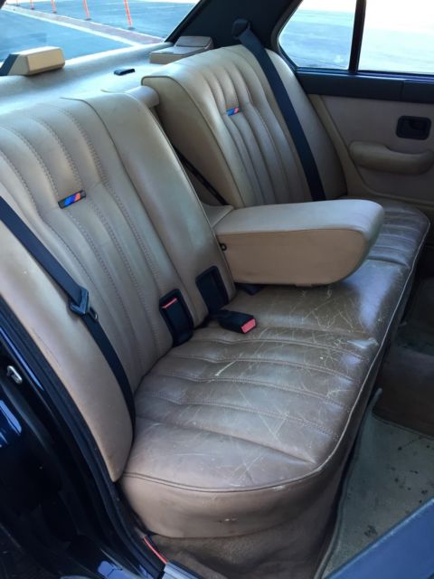 1988 Black BMW M5 Sedan