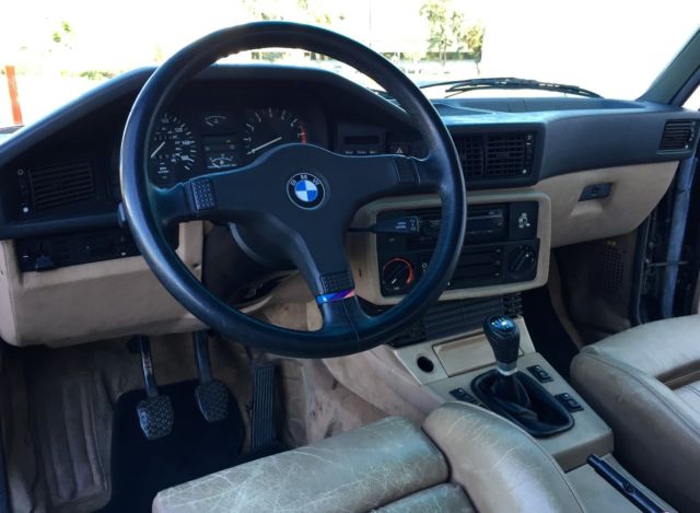 1988 Black BMW M5 Sedan