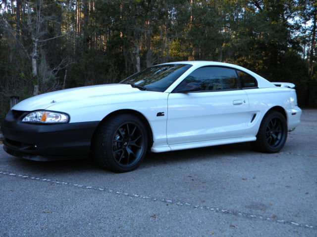 1994 White Ford Mustang Coupe
