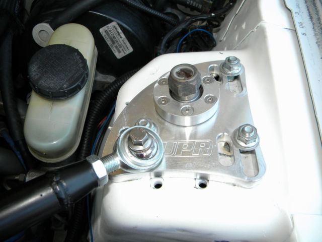 1994 White Ford Mustang Coupe