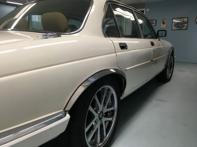 1989 Jaguar XJ6