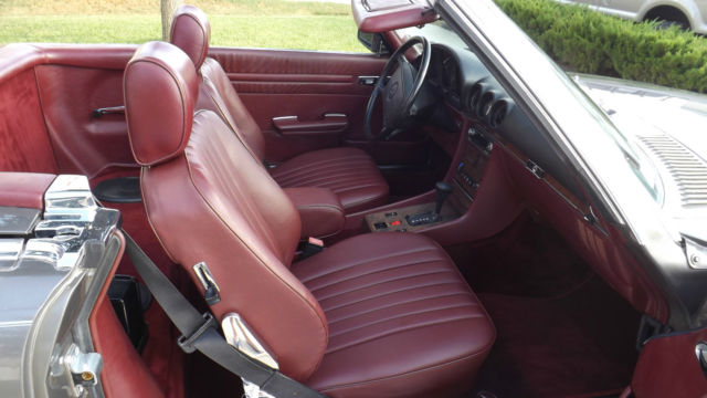 1986 Gray Mercedes-Benz SL-Class Convertible