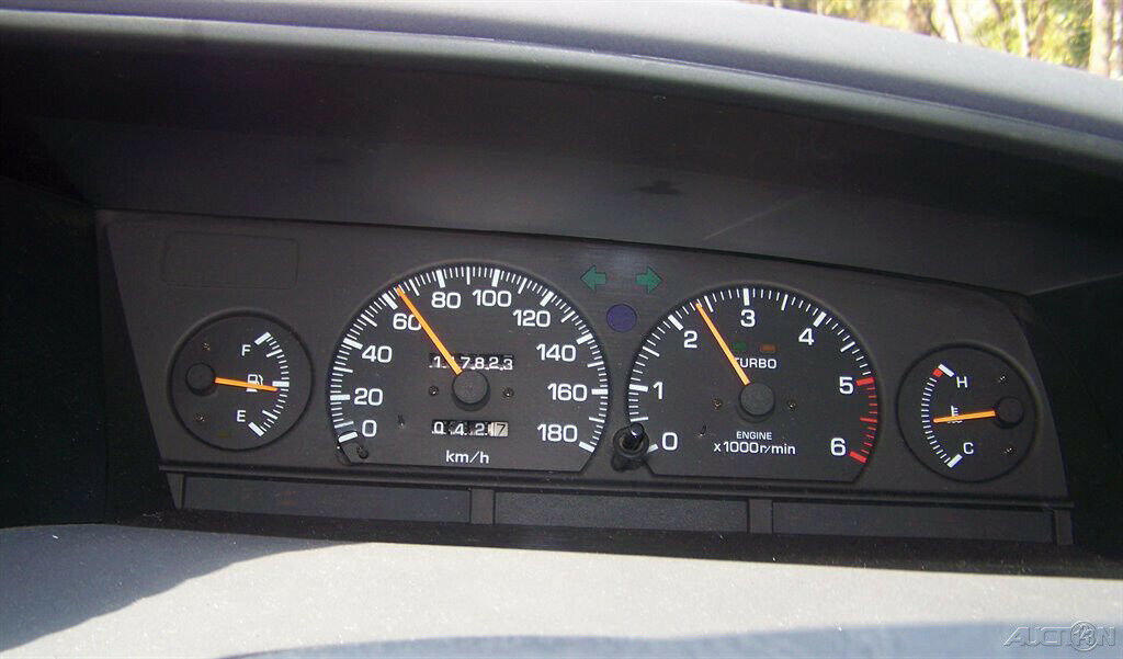 1993 White Toyota Previa Minivan/Van