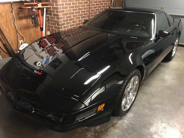 1992 Black Chevrolet Corvette