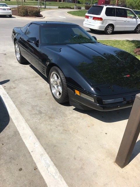 1992 Black Chevrolet Corvette