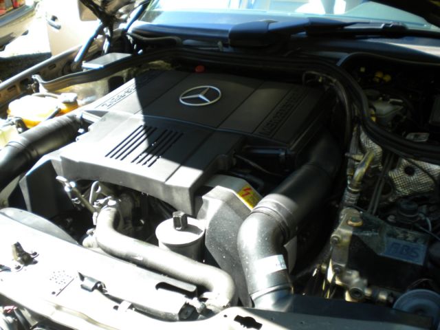 1992 Sand Mercedes-Benz 400-Series Sedan