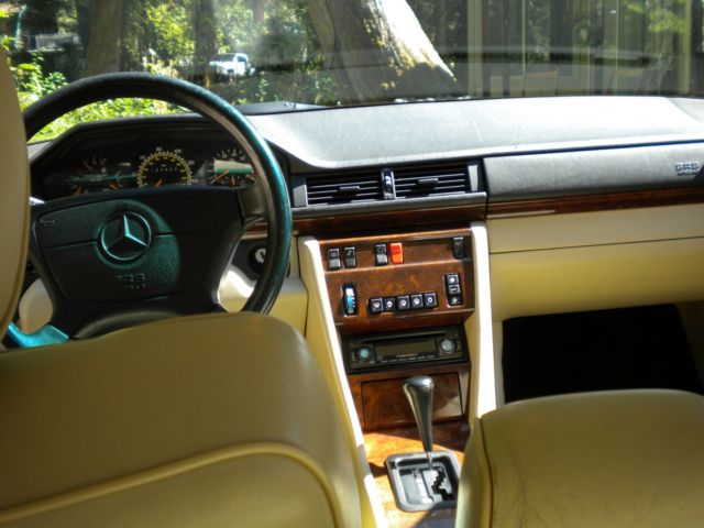 1992 Sand Mercedes-Benz 400-Series Sedan