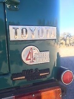 1975 Green Toyota Land Cruiser SUV