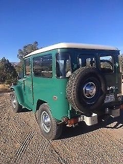1975 Green Toyota Land Cruiser SUV