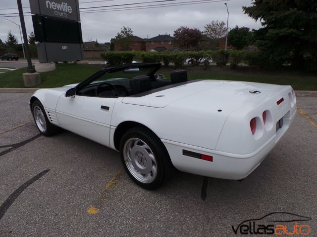 1991 White Chevrolet Corvette Convertible