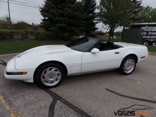 1991 White Chevrolet Corvette Convertible
