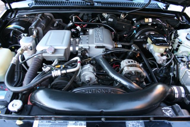 1993 Black GMC Typhoon SUV