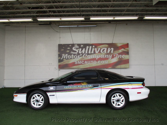 1993 Black/White Chevrolet Camaro Coupe