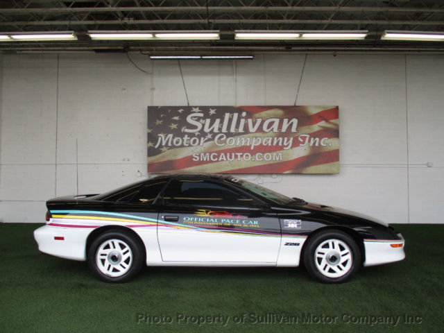 1993 Black/White Chevrolet Camaro Coupe