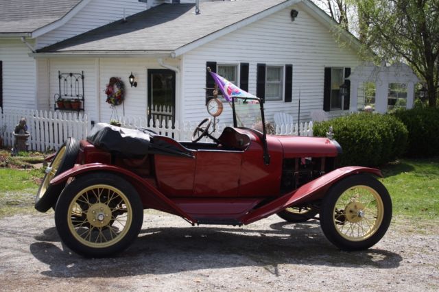 1926 Red Ford Model T Convertible