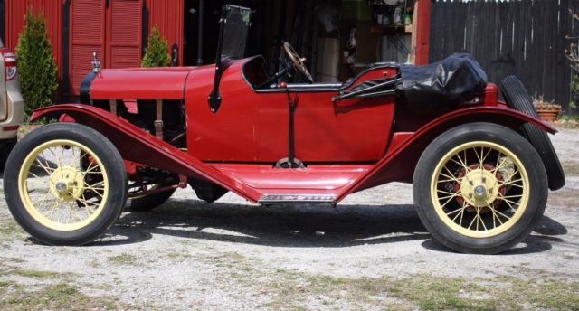 1926 Red Ford Model T Convertible
