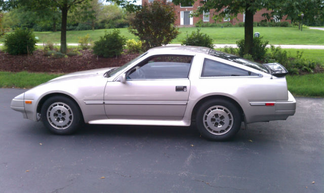 1986 Champagne Nissan 300ZX Coupe