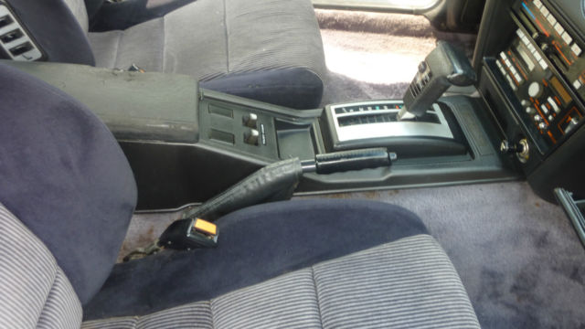 1986 Champagne Nissan 300ZX Coupe