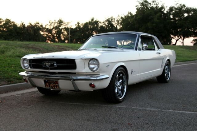 1965 White Ford Mustang Coupe