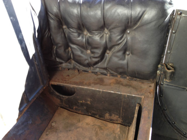 1915 Black Ford Model T Touring