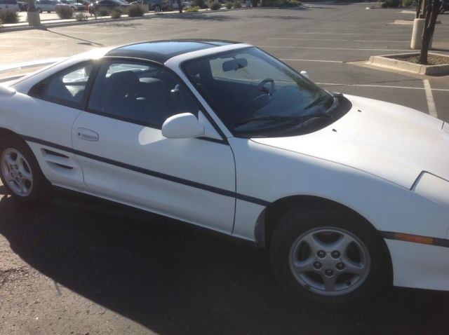 1991 White Toyota MR2 Coupe