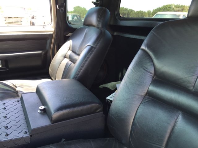 1992 Gold Dodge W-250 Extended Cab Pickup