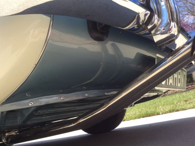 1961 Blue Austin Healey 3000 Convertible