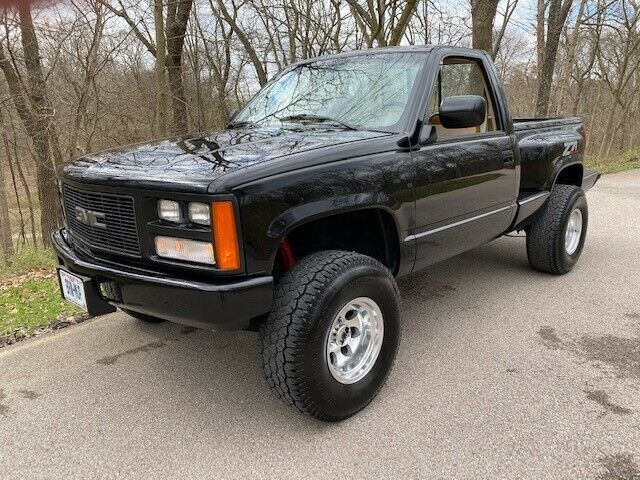 1988 Black GMC Sierra 1500 Standard Cab Pickup