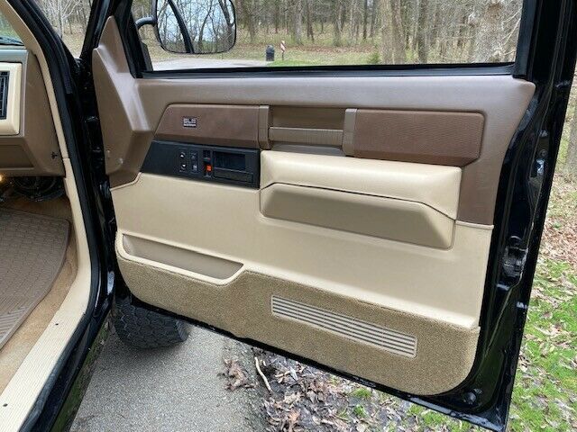 1988 Black GMC Sierra 1500 Standard Cab Pickup