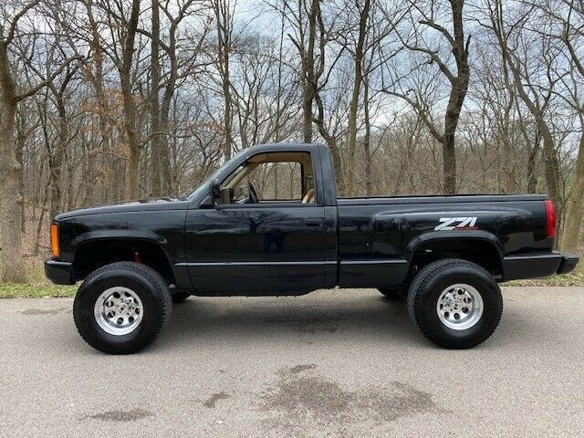 1988 Black GMC Sierra 1500 Standard Cab Pickup