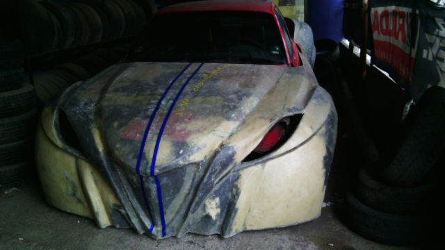 1992 Red BMW 3-Series Coupe