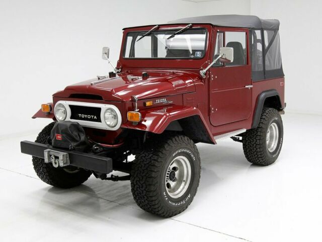 1971 Burgundy Toyota Land Cruiser