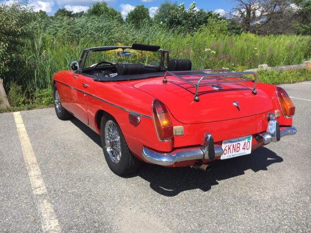 1970 Red MG MGB Convertible