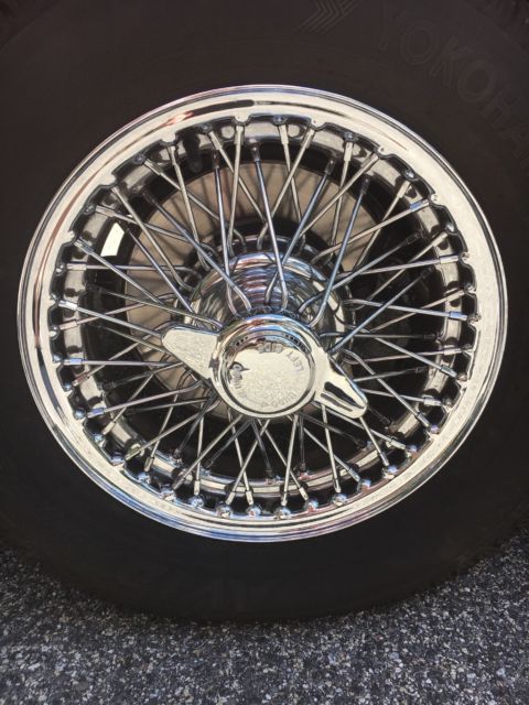 1970 Red MG MGB Convertible