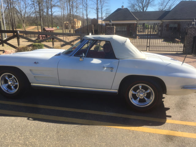 1964 White Chevrolet Corvette Convertible