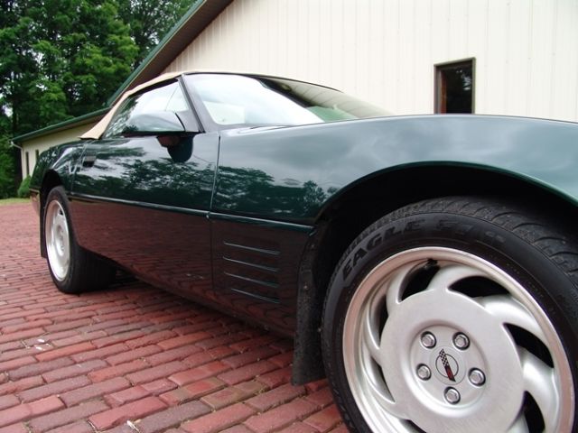 1992 Green Chevrolet Corvette Convertible