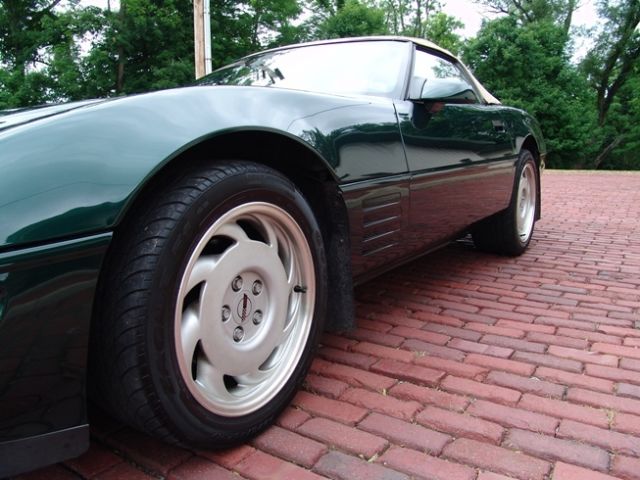 1992 Green Chevrolet Corvette Convertible
