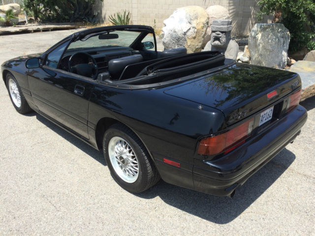 19900000 Black Mazda RX-7 Convertible