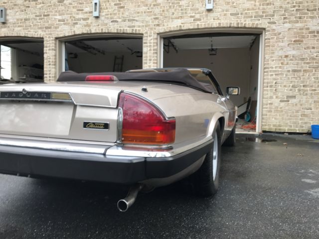 1991 Gold Jaguar XJS Convertible