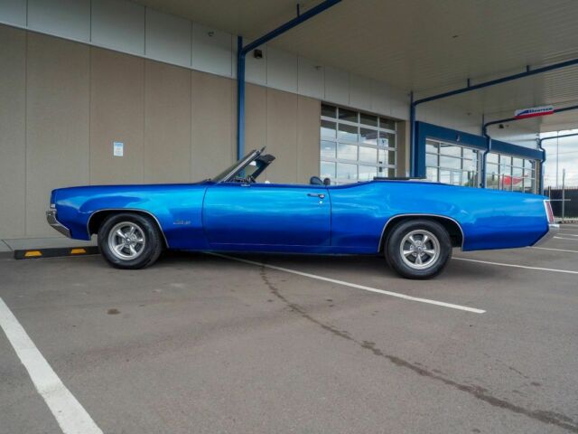 1969 Blue Oldsmobile Eighty-Eight --