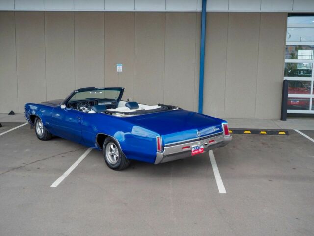 1969 Blue Oldsmobile Eighty-Eight --